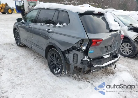2022 Volkswagen Tiguan 2.0T Se R-Line Black z USA, uszkodzony, nr VIN 3VV8B7AX7NM106274